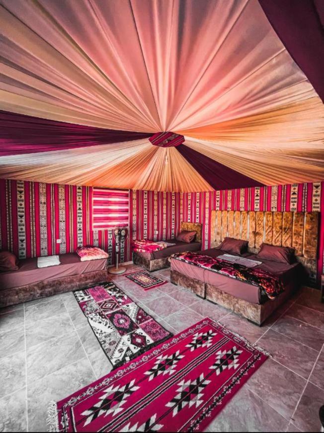 Star Rum Wadi Rum Extérieur photo